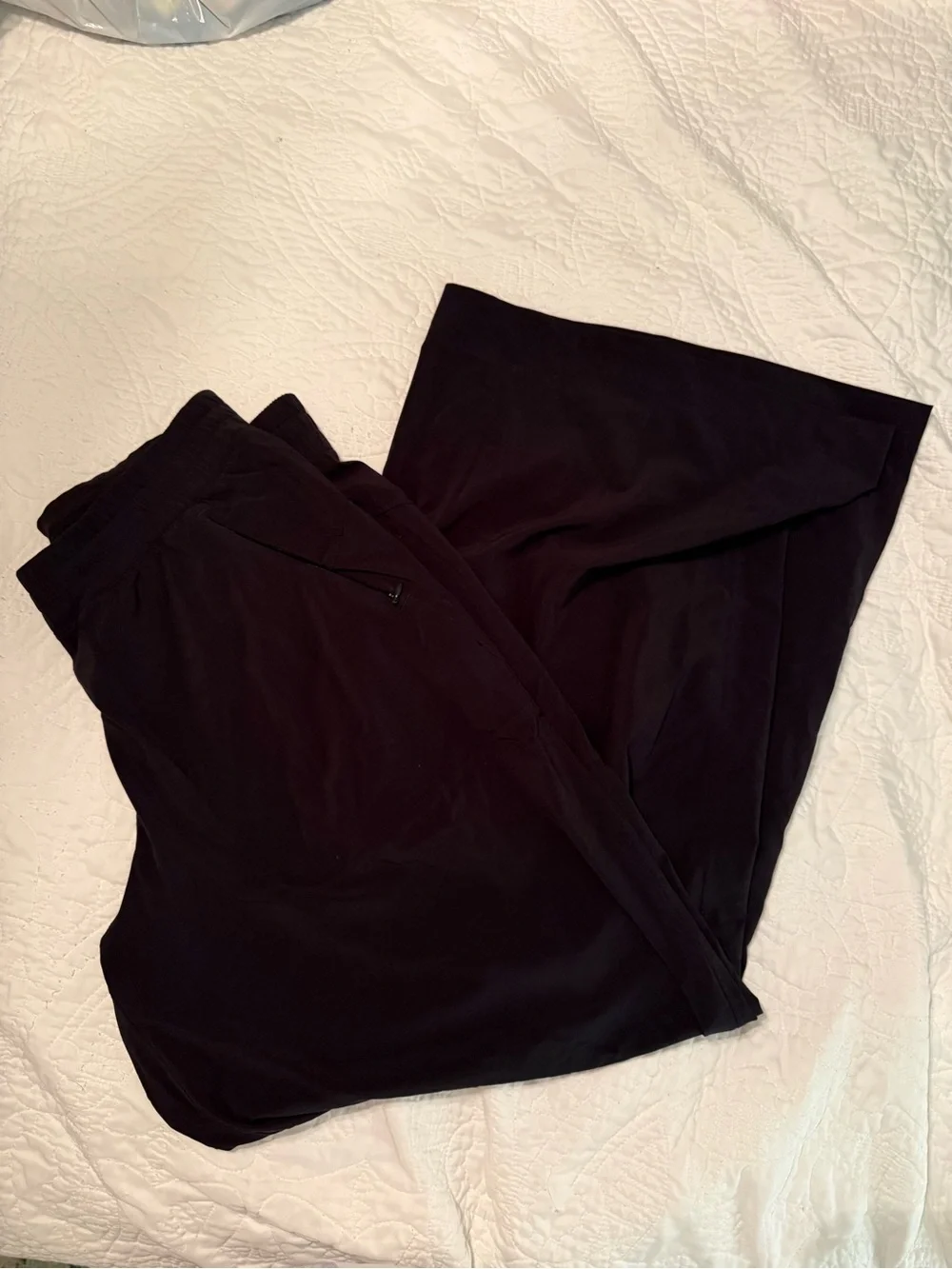 Lululemon Swift Mid-rise Wide Leg Pant